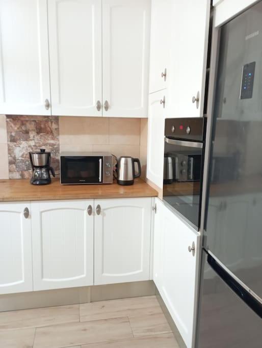 Apartamento De 3 Dormitorios カンブリルス エクステリア 写真