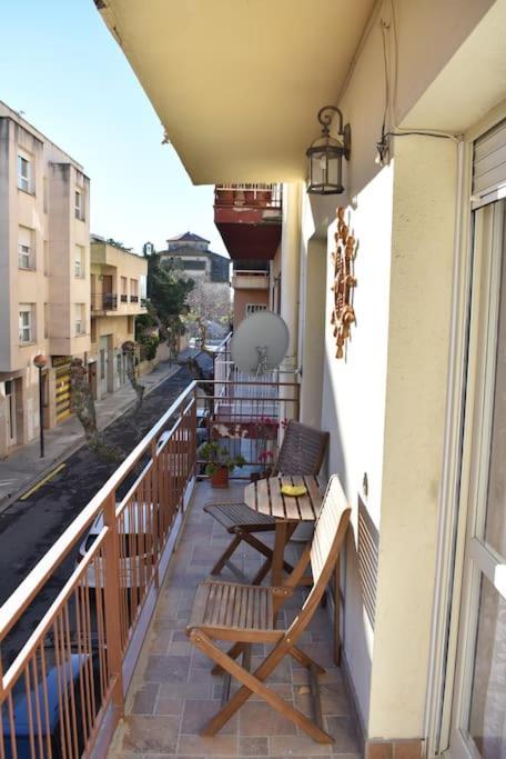 Apartamento De 3 Dormitorios カンブリルス エクステリア 写真