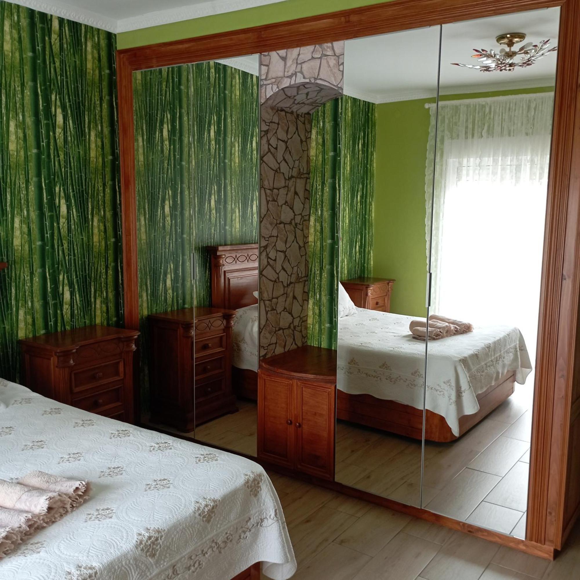 Apartamento De 3 Dormitorios カンブリルス エクステリア 写真